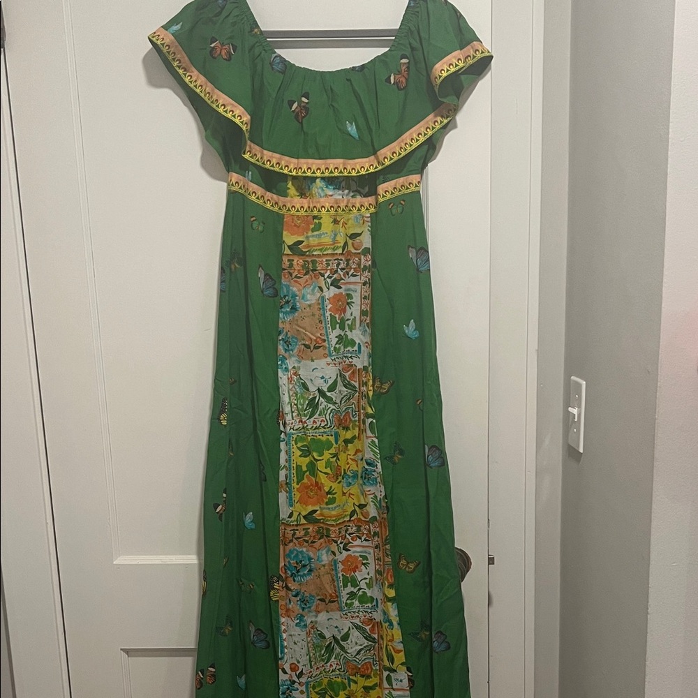 Elegant Green Butterfly Maxi Dress
